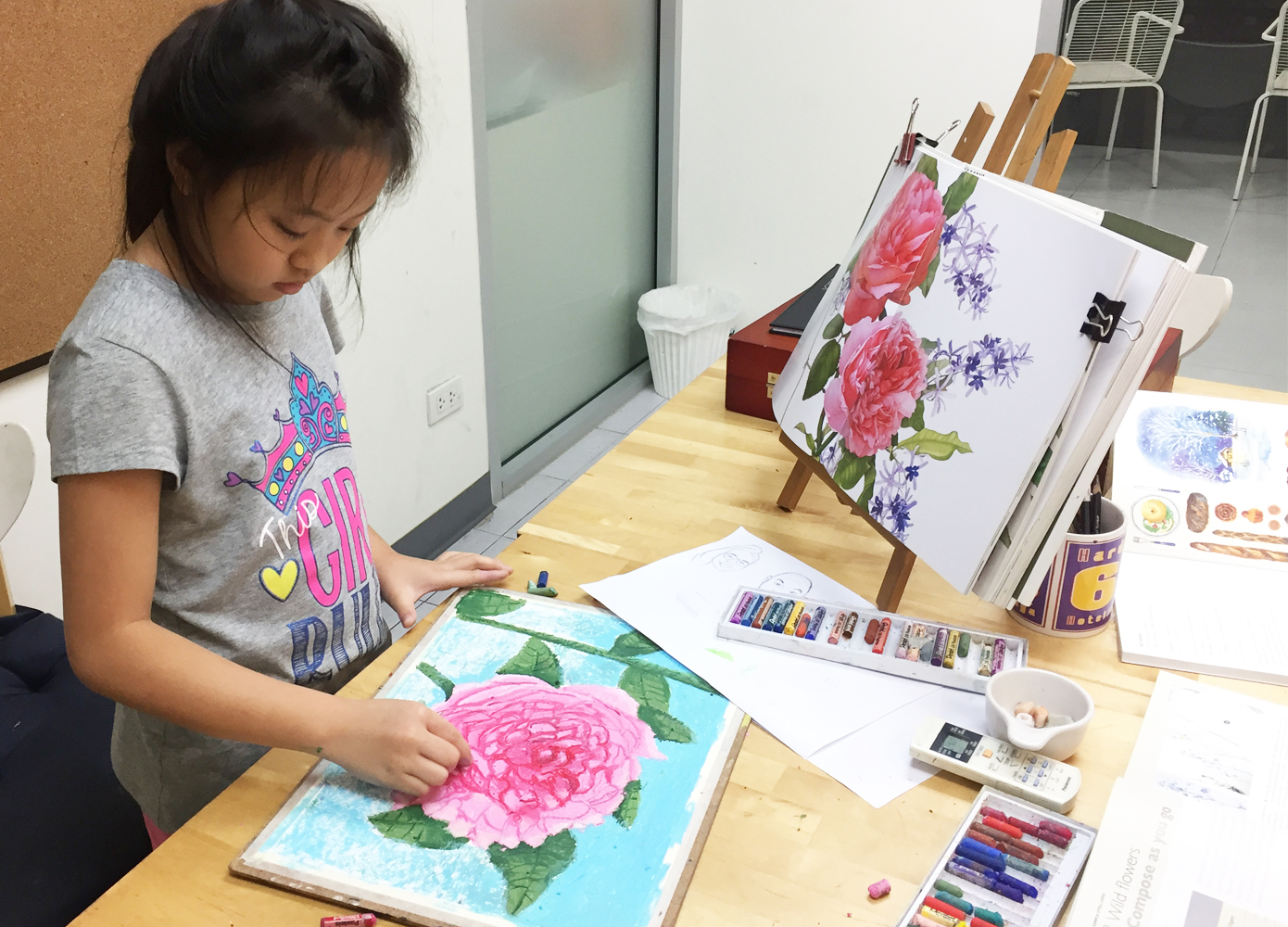เสาร์ – Junior Artist & Designer กับครูโอ้แว่นวาด